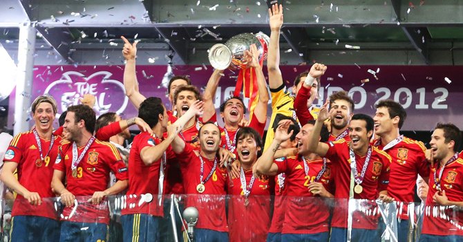 España se consagró en 2012 al alzar la Eurocopa