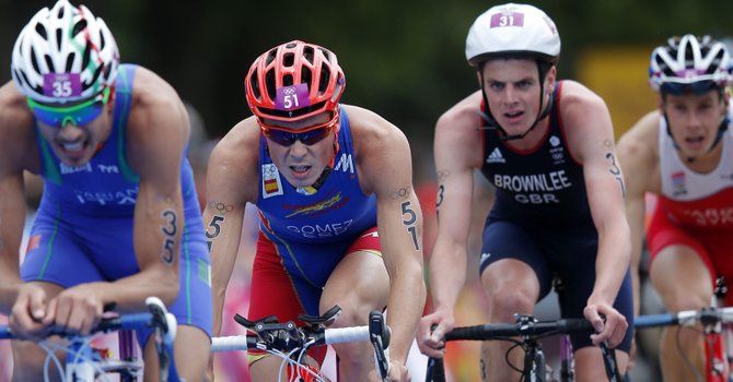 Triatlonistas no competirán con Lance Armstrong