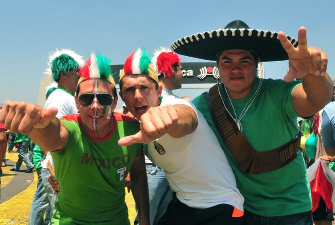 Univisión y ESPN transmiten juegos del TRI
