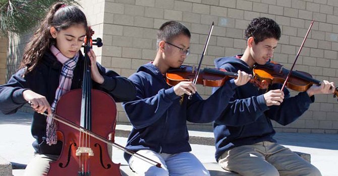 Mayor control sobre escuelas ‘Charter’, propone iniciativa de legisladores de California