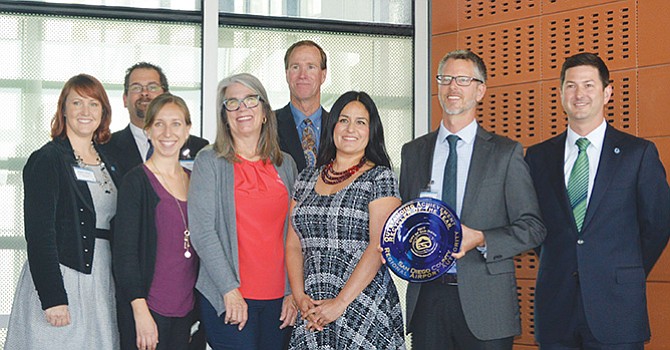 Premian a empresas locales por su contribución al Programa de Reciclaje y Crecimiento Sustentable
