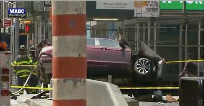 Atropella irresponsable conductor a decenas de personas en Manhattan; 1 muerto y más de una decena de heridos