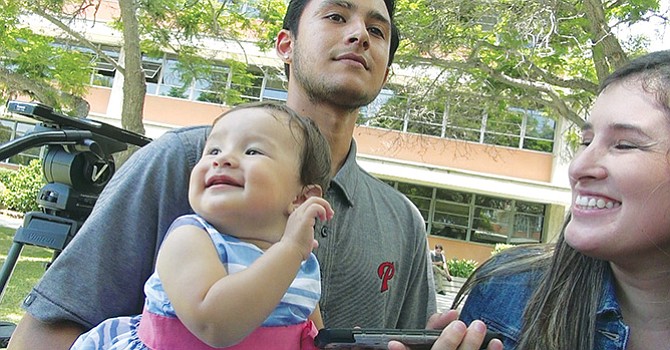 Liberan a joven inmigrante padre de familia detenido por perfil racial