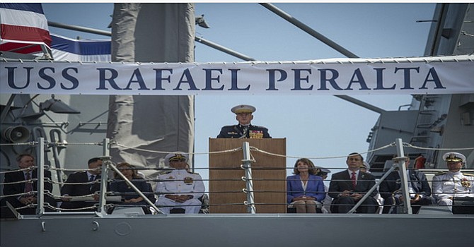 Después de cinco años, el barco USS Rafael Peralta, está listo para combate