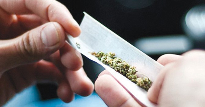 Consumo de marihuana afecta proceso educativo de latinos, menos jóvenes se están graduando debido a la adicción a la droga