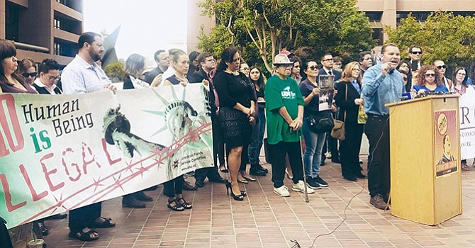 Deportan a madre trabajadora que la comunidad considera ejemplar