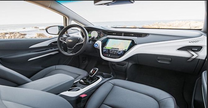 EV Bolt: Primer auto eléctrico de Chevrolet, con 238 millas de alcance, Espacio y gran tecnología