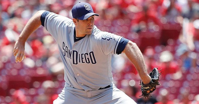Dos nuevos lanzadores; buscan reforzar ‘pitcheo’, Padres de SD