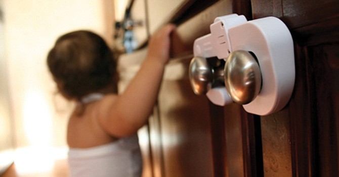 Peligro en casa; comisión de Seguridad recomienda anclar los muebles para evitar muertes