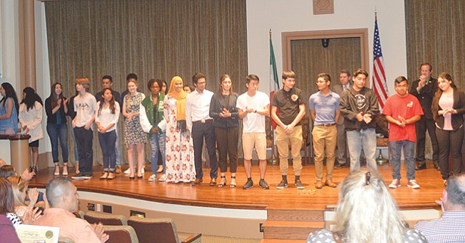 Jóvenes emprendedores, busca impulsar el Programa de Liderazgo y Entrenamiento FUTUREBOSS, en USD