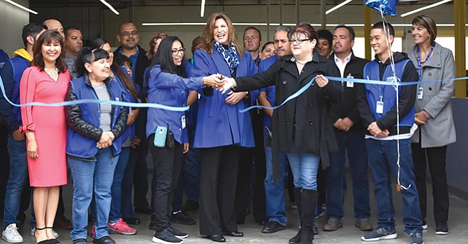 Abre nuevas instalaciones Goodwill Industries del Condado de San Diego, en la comunidad de SY