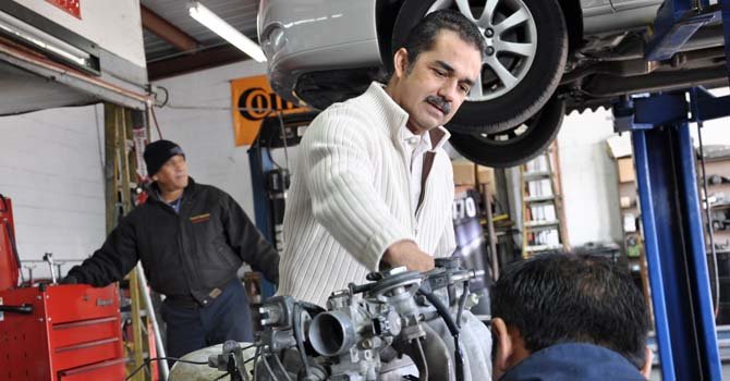 Sectores pronostican un 2012 positivo y con mucho trabajo