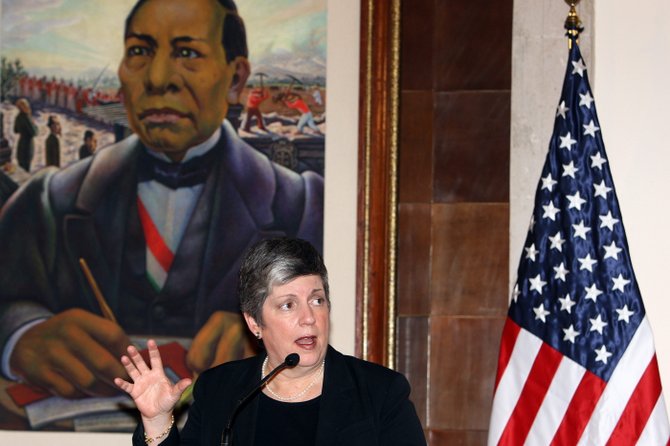 Janet Napolitano rechaza fracaso en "guerra contra narco"