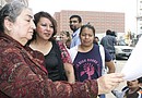 Activistas reclamaron que termine la aplicación del programa 287 (g) mediante el cual unos 30 mil detenidos han sido puestos a disposición de las autoridades de inmigración