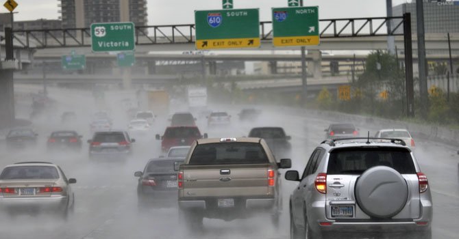 Severa tormenta congestiona Condado Harris