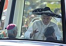 El Papa Benedicto XVI aseguró que México estará siempre en su corazón y que ahora comprende por qué Juan Pablo II se sentía un “Papa mexicano”. Durante su visita a Guanajuato, León y Silao, el máximo jerarca católico sintió el intenso fervor de un pueblo que se volcó a las calles para ver a su líder espiritual