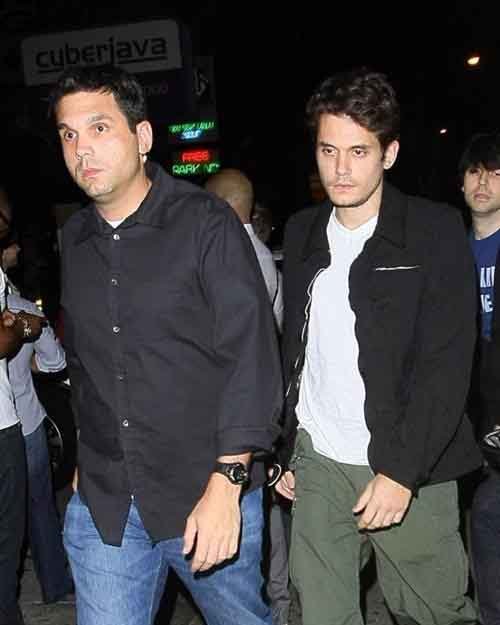 John Mayer y su hermano mayor Carl