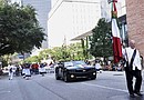 El desfile del Cinco de Mayo en Houston fue precedido por el cónsul general de México en Houston, el Dr. Luis Malpica y de Lamadrid.