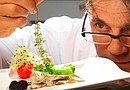 Una cocina del presente, de cara al futuro a partir de un diálogo inteligente con el pasado, así se describe la nueva gastronomía tradicional mexicana, la cual cuenta con un grupo de cocineros de este país que se han lanzado a la aventura de llevar sus sabores al resto del mundo.