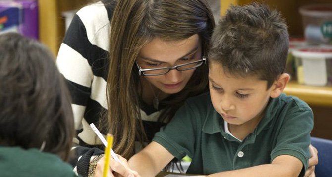 Proponen bono educativo