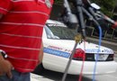Alejandro Rodríguez no quiso mostrar su rostro por miedo, mientras los activistas de Houston Unido reprobaron su arresto.