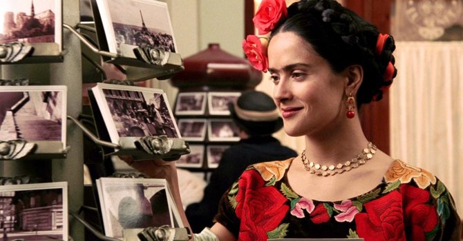 Salma Hayek: “no me acuerdo como era ser mexicana”