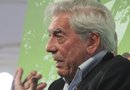 Para el escritor Mario Vargas Llosa, Henrique Capriles debe ganarle al presidente Hugo Chávez por el bien de la democracia en la región.