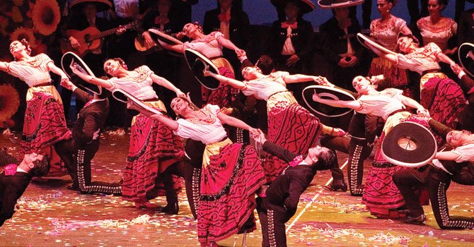 El ballet folklórico de México estará en el área