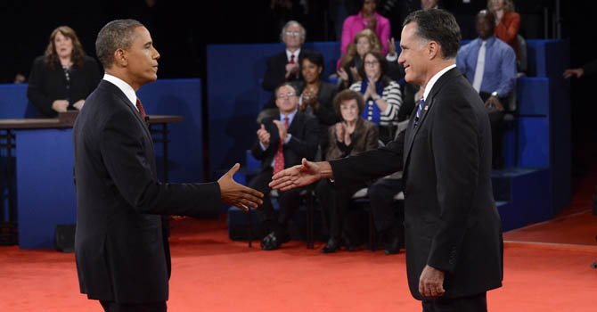 Obama y Romney buscan el voto femenino
