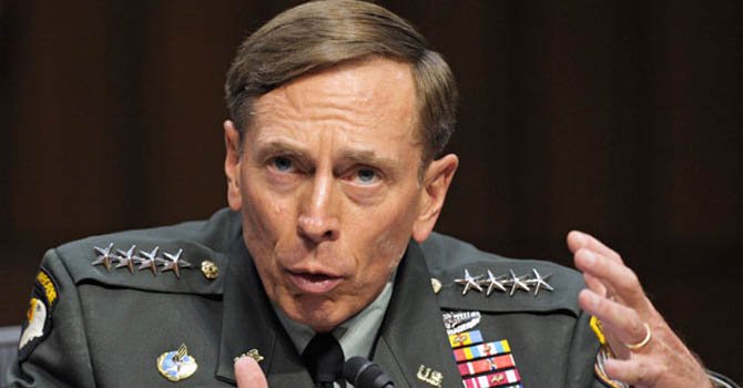 Cronología del romance de David Petraeus