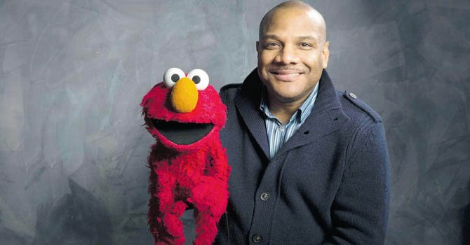Acusador de titiritero de Elmo se retracta