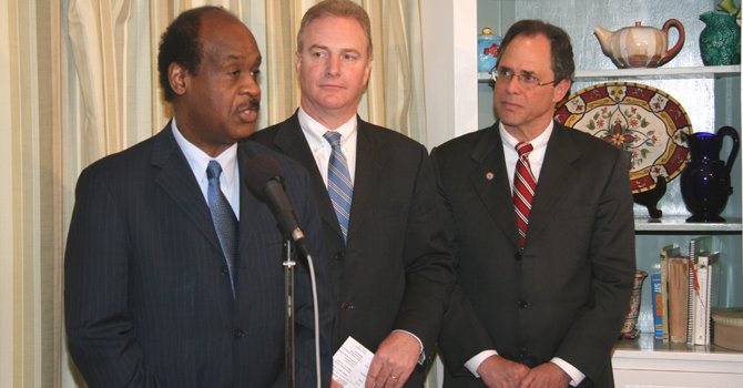 Reconocen a grupos que impulsaron DREAM ACT