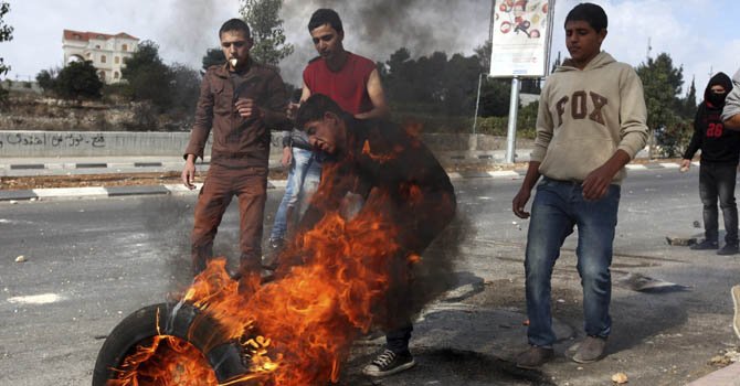Más civiles palestinos mueren en ofensiva israelí