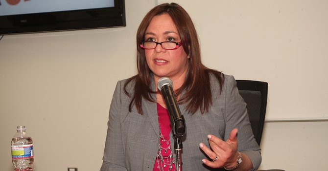 Latina preside el concejo de Montgomery