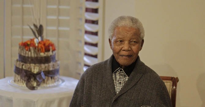 Mandela sale del hospital