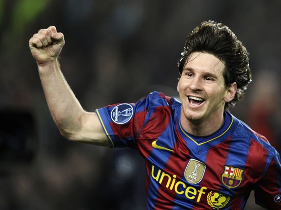 Leo Messi dejó atras el 9 de diciembre el récord del alemán Gerd Müller, al marcarle un doblete al Betis y llegar ese día a 86 goles en un año.