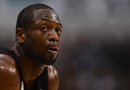 Dwyane Wade, escolta estrella de los Heat de Miami, quien no jugará este ante los Pistons de Detroit, tras ser suspendido por golpear a Ramon Sessions de los Bobcats de Charlotte en un arrebato durante el encuentro.