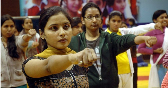 India: inicia juicio contra los violadores de una joven