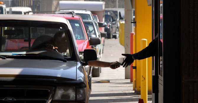 Colorado: sigue campaña para licencias para indocumentados