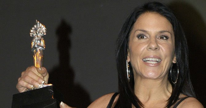 Telemundo estrena "Pasión prohibida"