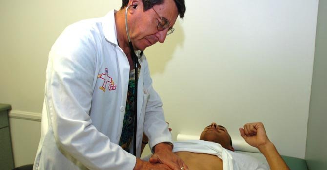 Hispanos no se hacen prueba de cáncer de colon