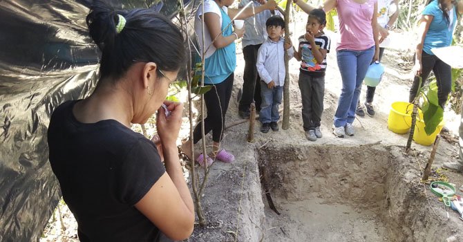 El Salvador: exhuman cuerpos después de 32 años