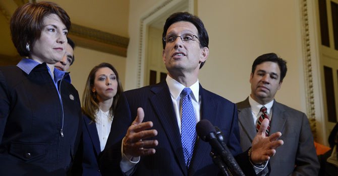 Republicanos piden equilibrar ley migratoria