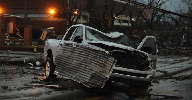 Mississippi: Tornado causa destrozos