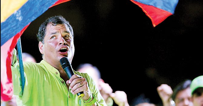 Ecuatorianos del área listos para votar