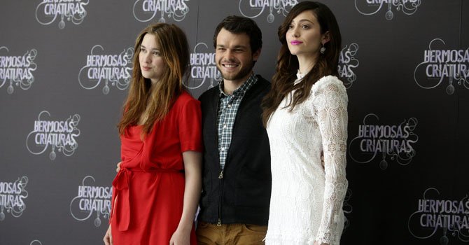 La película "Hermosas Criaturas" quiere arrasar