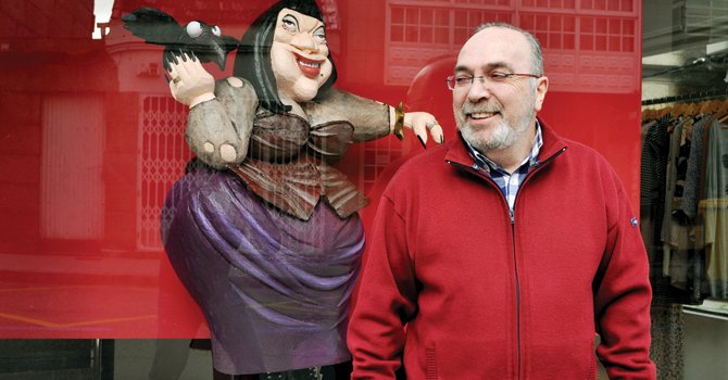 "El humor sirve para pensar en positivo"