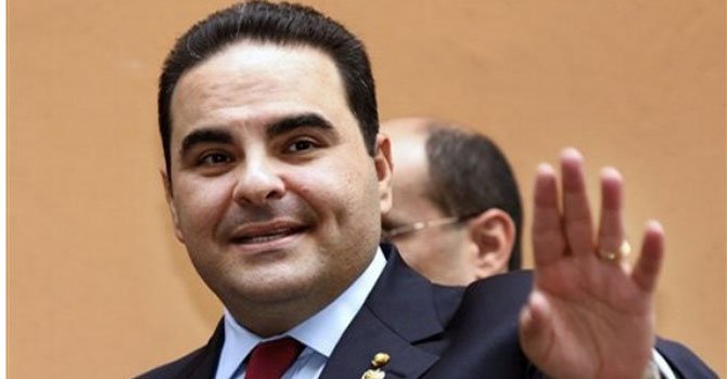 El Salvador: Tony Saca lanza su candidatura