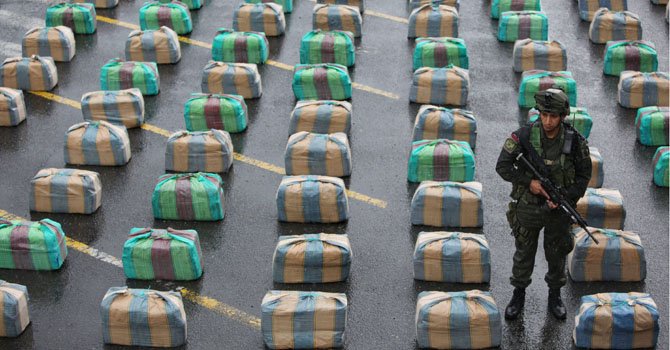 Policía colombiana decomisa 7,7 toneladas de marihuana