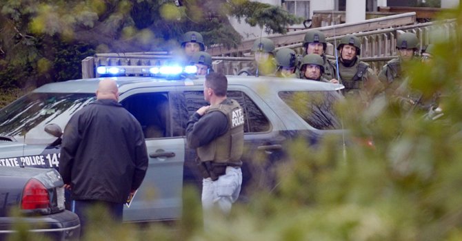 Intensa cacería en Boston: un sospecho murió, el otro está suelto